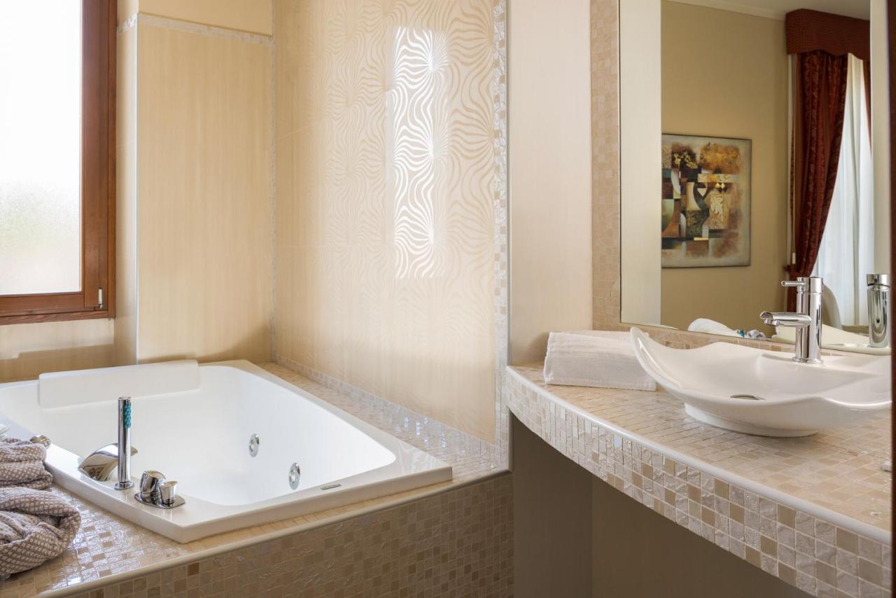 Mayer & Splendid - Wellness E Desenzano del Garda