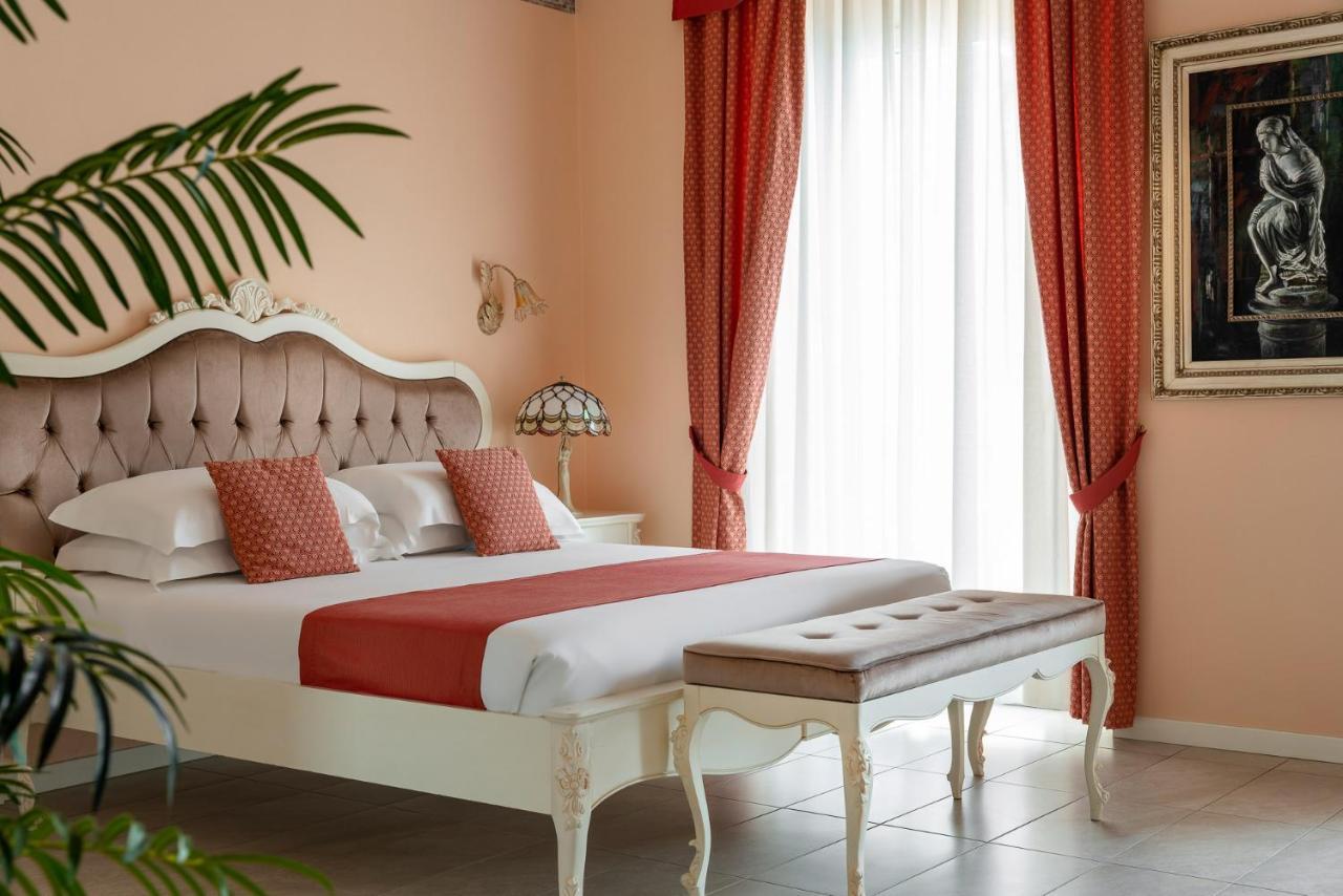 Mayer & Splendid - Wellness E Desenzano del Garda