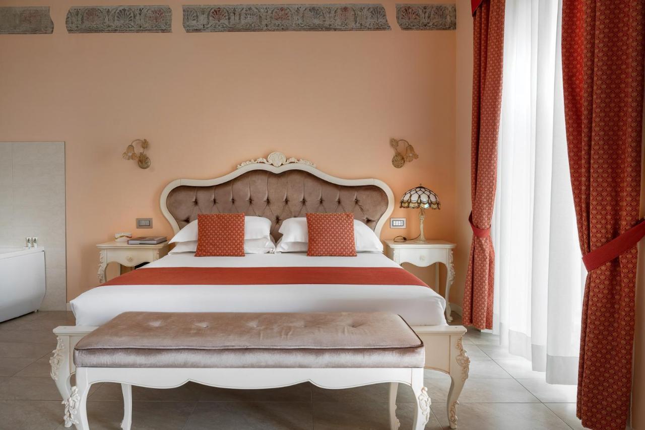 Mayer & Splendid - Wellness E Desenzano del Garda